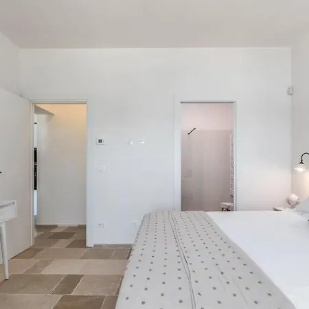 Lacorte Di Ninetta. * Остуни