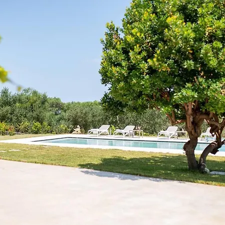 Lacorte Di Ninetta. Остуни