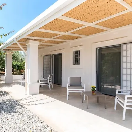 Lacorte Di Ninetta. * Остуни